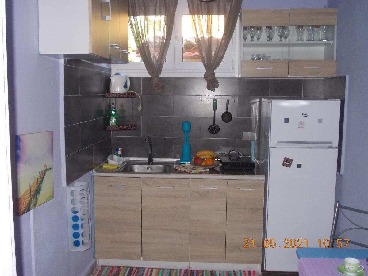 Marco'S Apartment Гайос Екстериор снимка