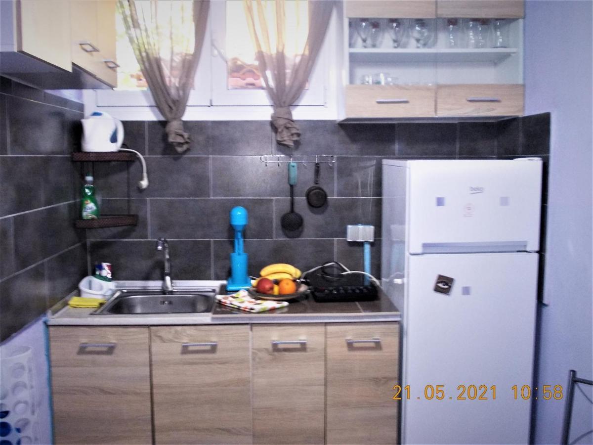 Marco'S Apartment Гайос Екстериор снимка